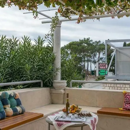 Jelica Guest house 3*